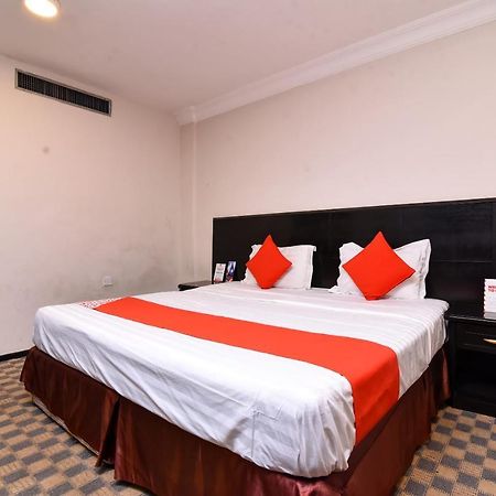Oyo 411 Moon Hotel Dammam Exteriér fotografie