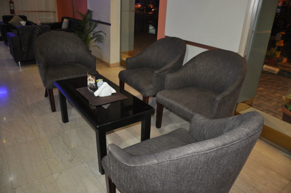 Oyo 411 Moon Hotel Dammam Exteriér fotografie